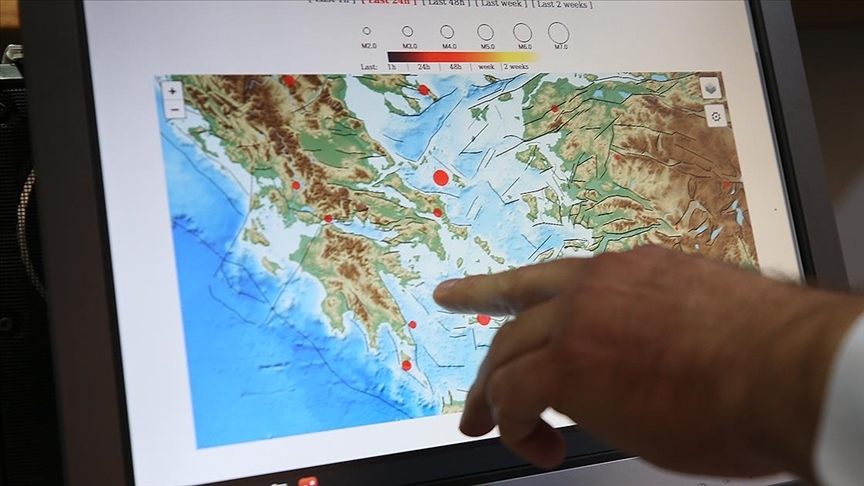Ege Denizi'nde 7 günde 570 deprem