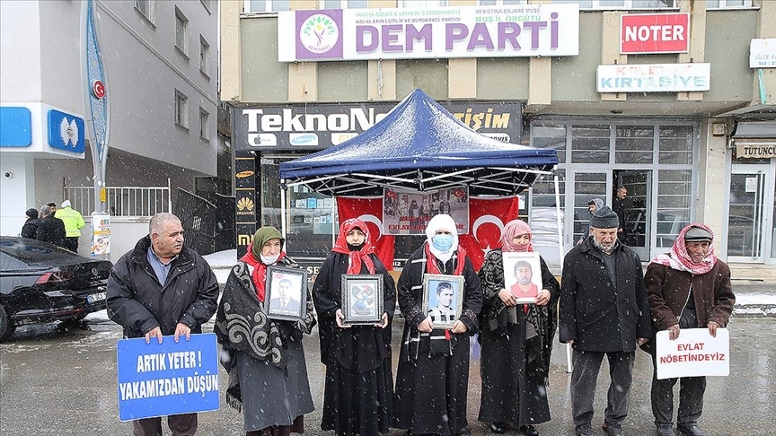 Muşlu aileler eylemlerini sürdürdü