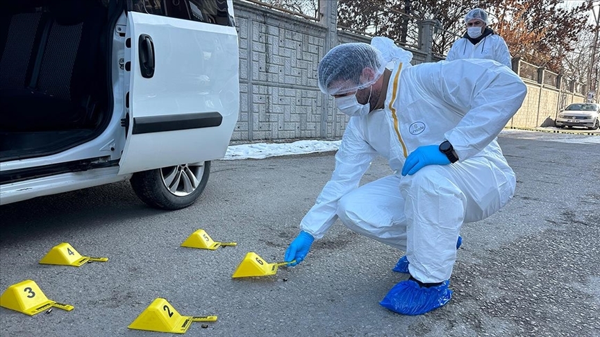Delil avcıları olayları aydınlatıyor