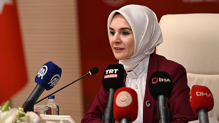 13 YAŞ ALTINA SINIRLAMA GELİYOR