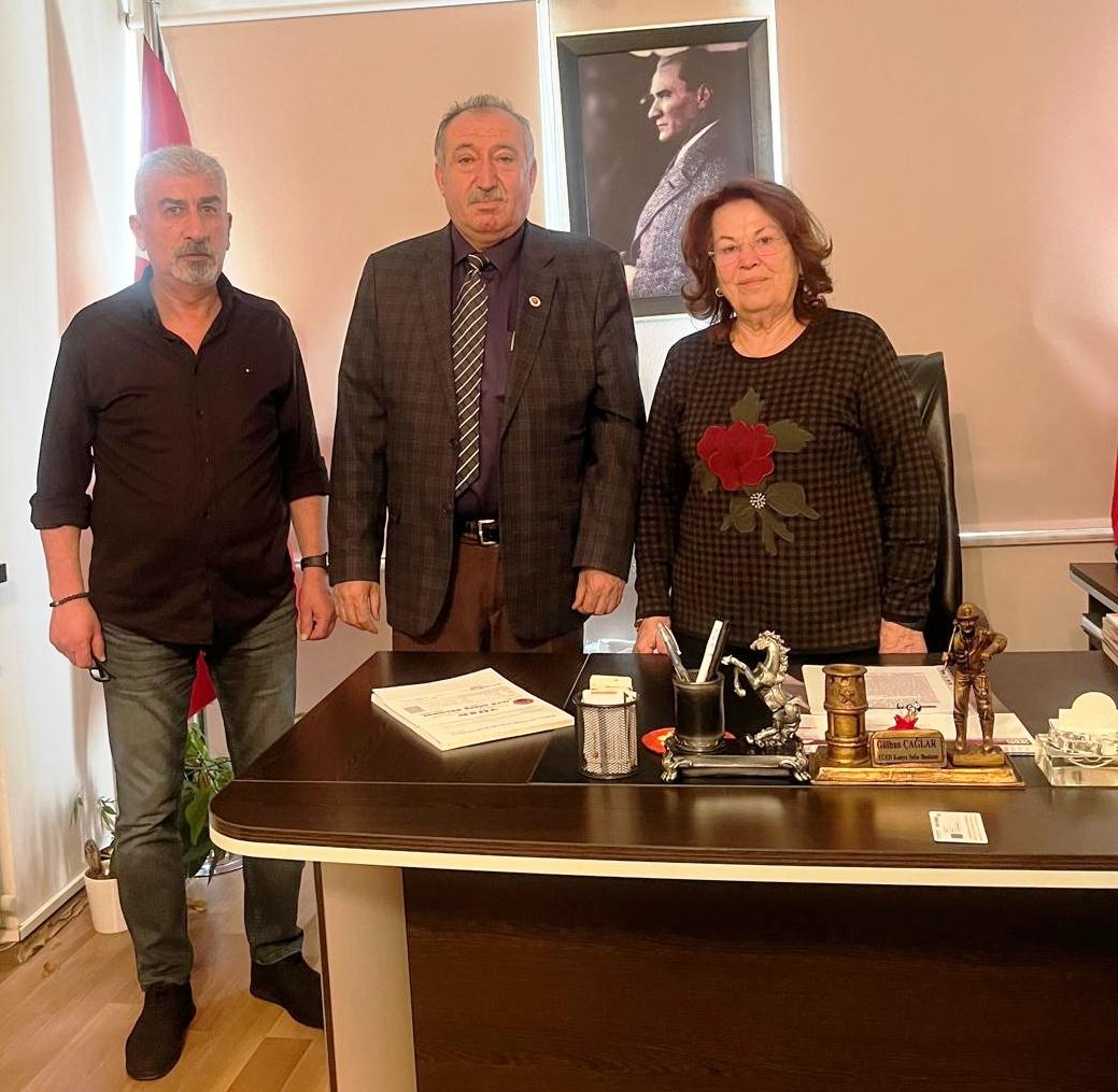 Emeklilerin sorunlarını dinledi