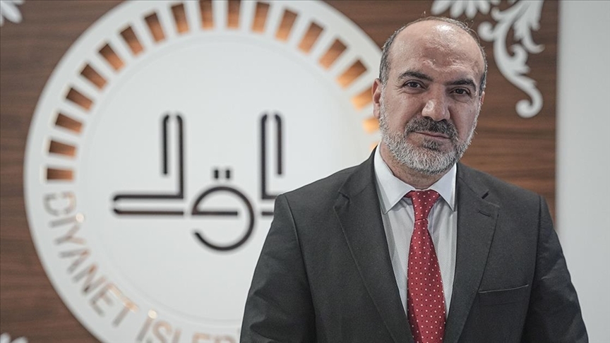 "Alo fetva hattı" sorulara cevap oluyor