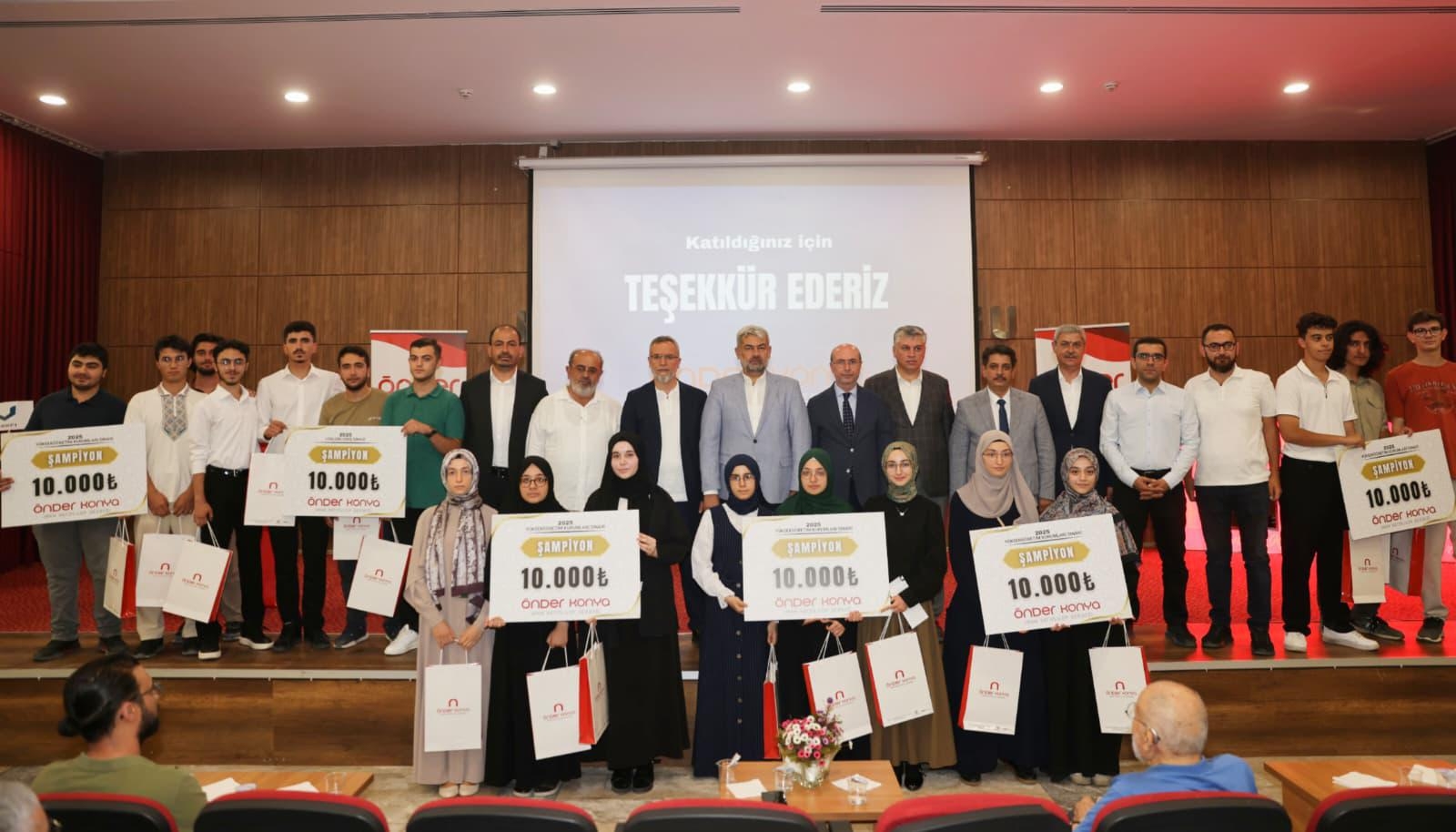 İmam Hatipli Yıldızlara Konya'da ödül töreni düzenlendi