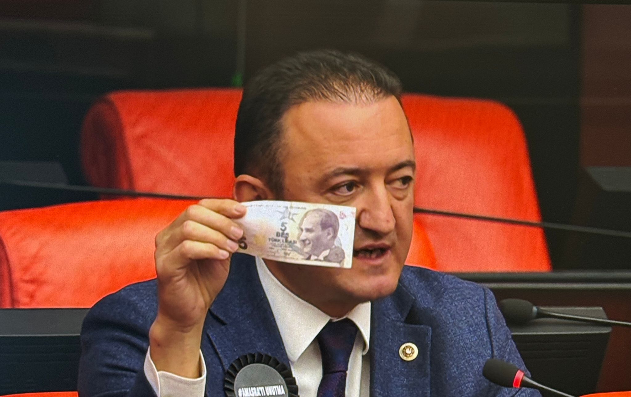 CHP’li Vekilden Hükümete Sert Eleştiri