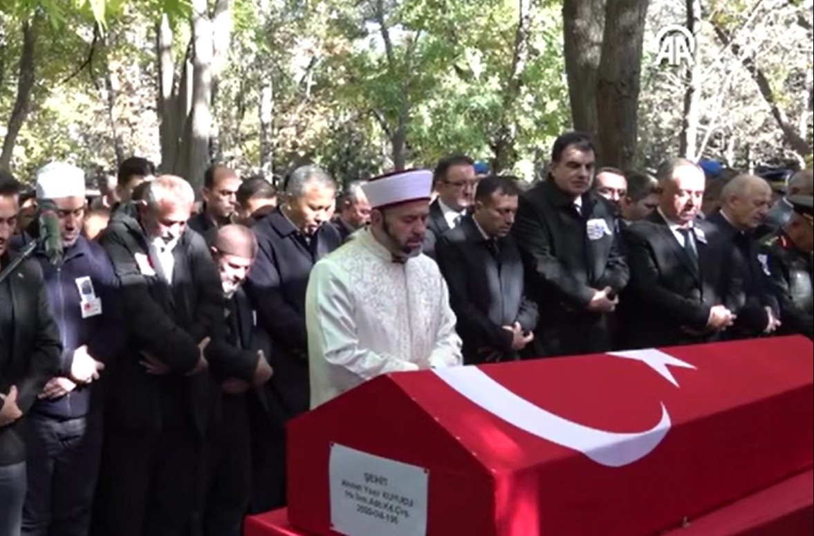 KONYA ŞEHİDİNİ SON YOLCULUĞUNA UĞURLADI