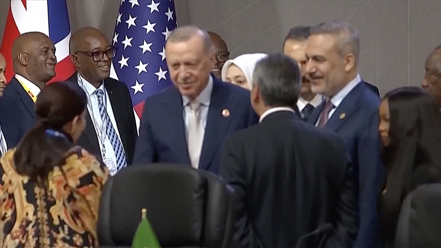  Cumhurbaşkanı Erdoğan, G20 Zirvesi'nde Herkes İçin Adil ve Makul bir Gelecek Oturumu'na katıldı