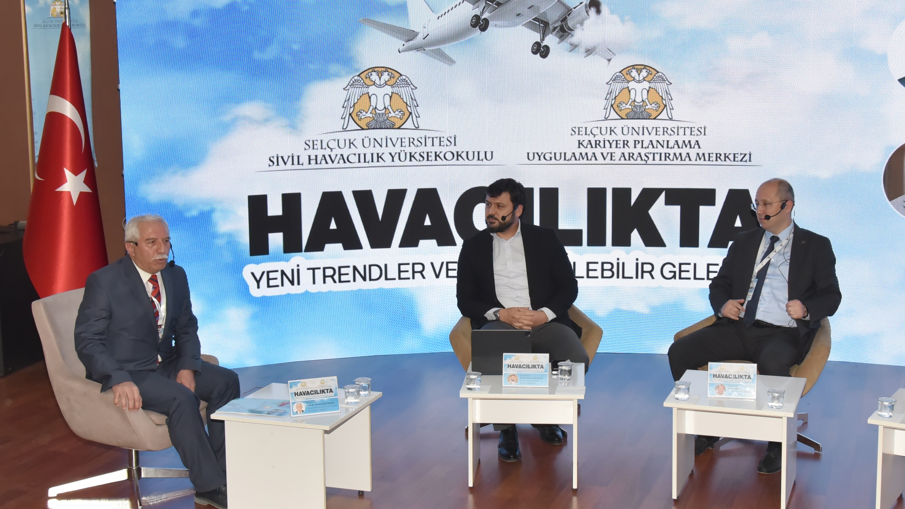 Selçuk Üniversitesi’nde sivil havacılığın geleceği konuşuldu