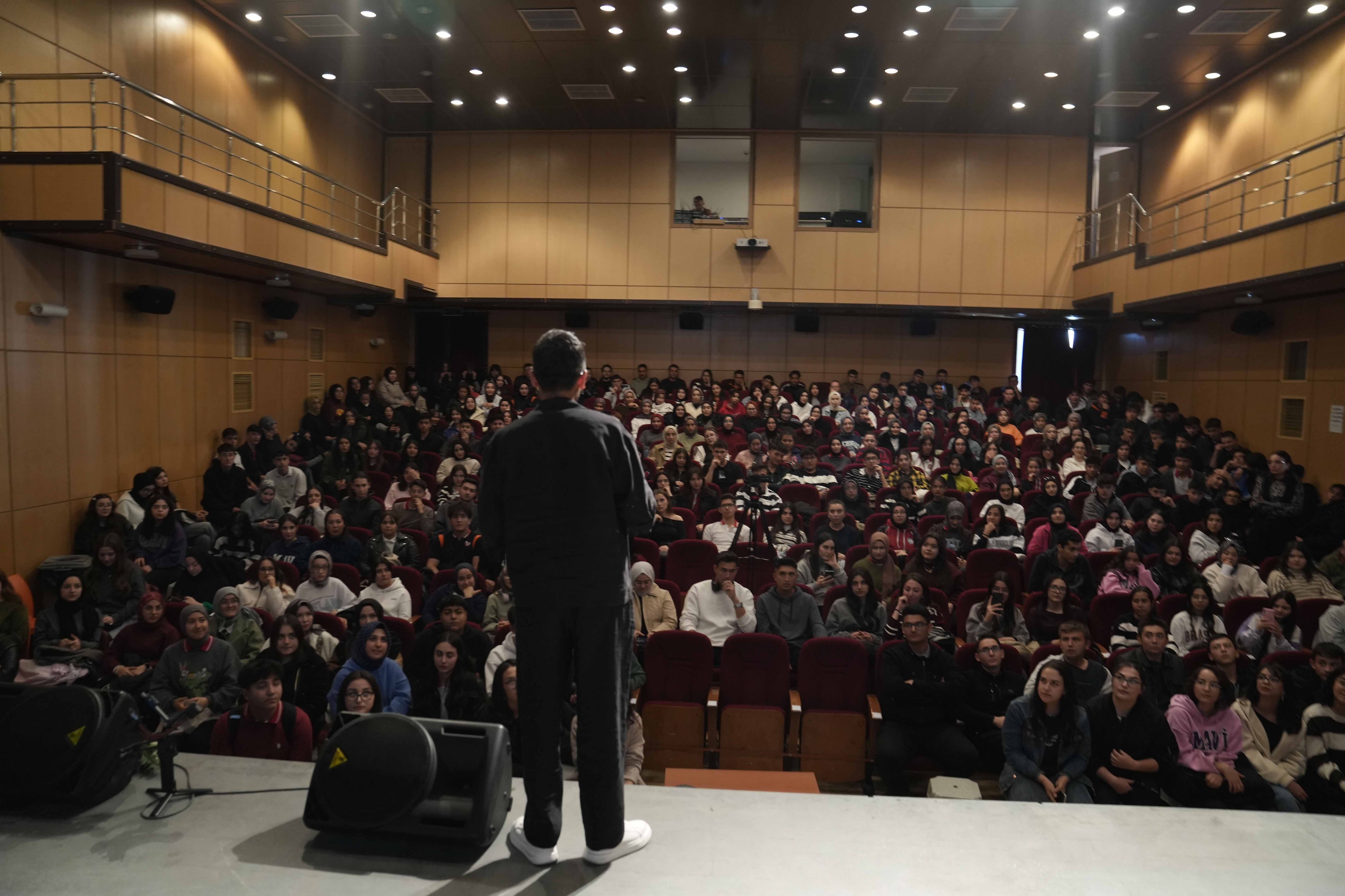 Konya Büyükşehir'in Şehir Konferansları aralık ayında da devam edecek