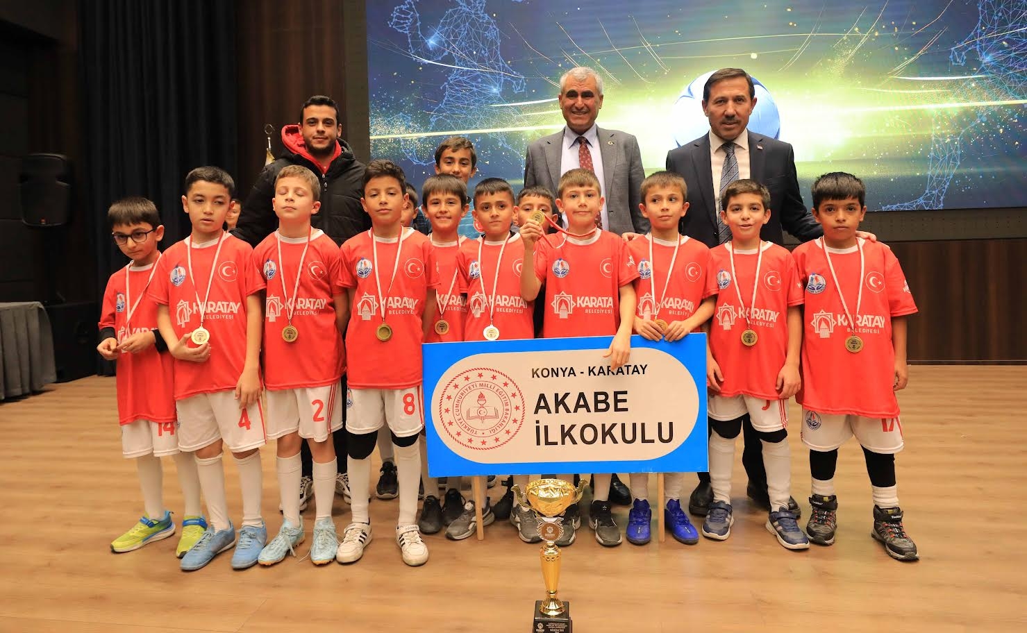 Kısaltılmış ve daha vurucu bir başlık istersen şöyle olabilir: