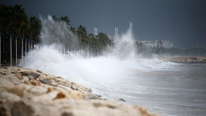 Batı Akdeniz için fırtına uyarısı