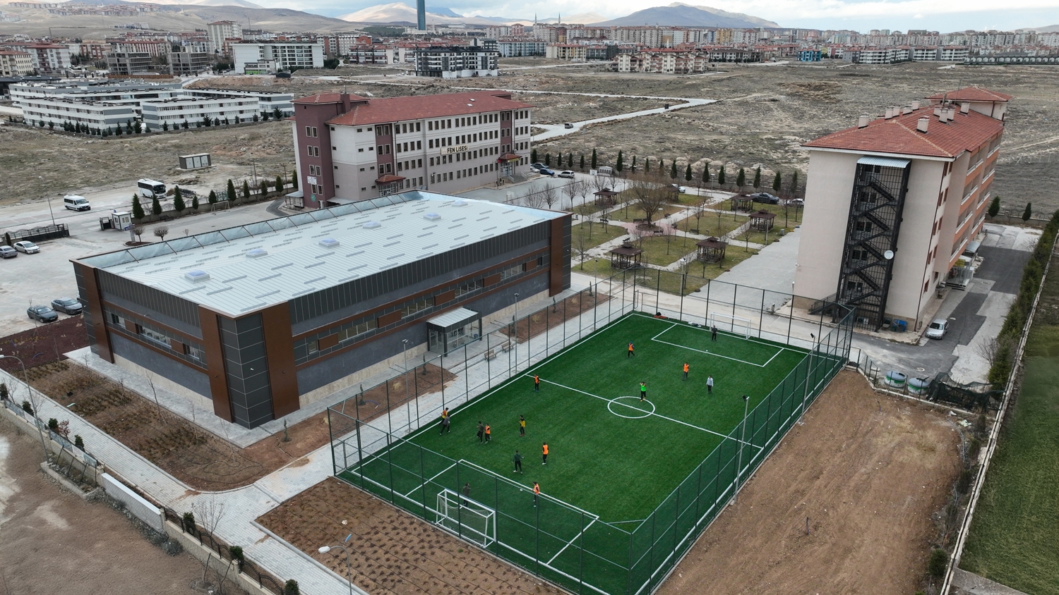 ·Selçuklu Belediyesi, 2025 yılı boyunca eğitim alanında gerçekleştirdiği yatırım ve projeler ile eğitim kalitesini daha da yükseltti.