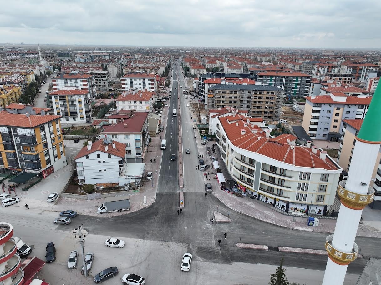 Küçükkumköprü Caddesi’nde sıcak asfalt çalışması tamamlandı
