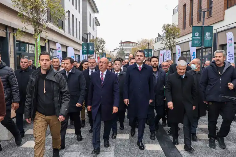 Kentsel Dönüşümden Dijital Belediyeciliğe, Sosyal Hizmetten Altyapıya; 2025 MERAM’IN YILI OLDU 
