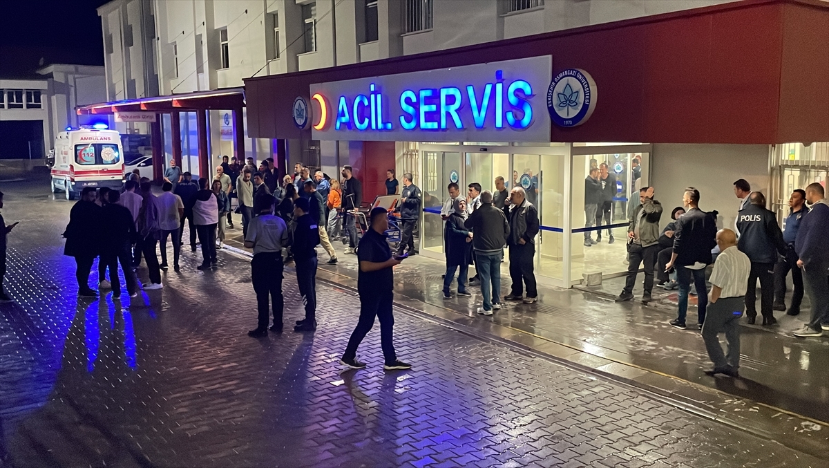 14 Polis memuru yaralandı