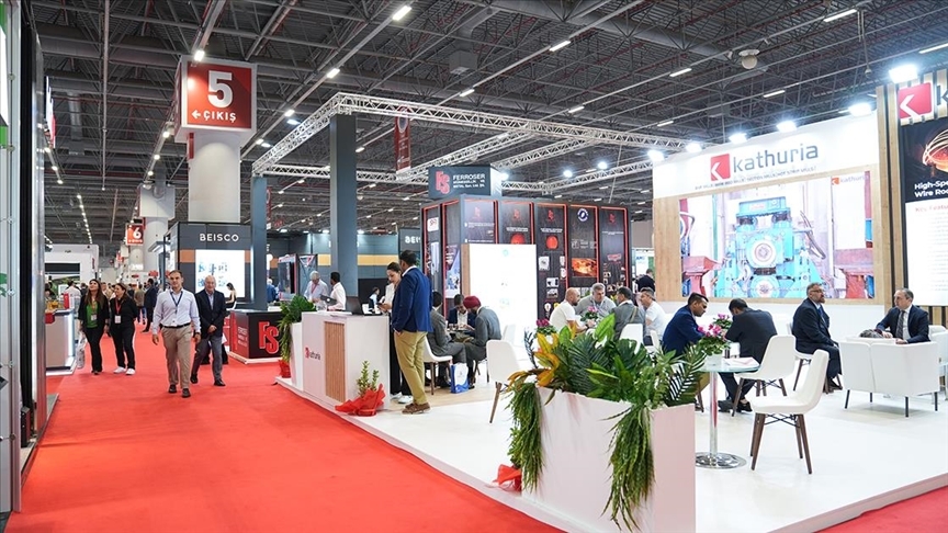 16. Kez kapılarını açtı