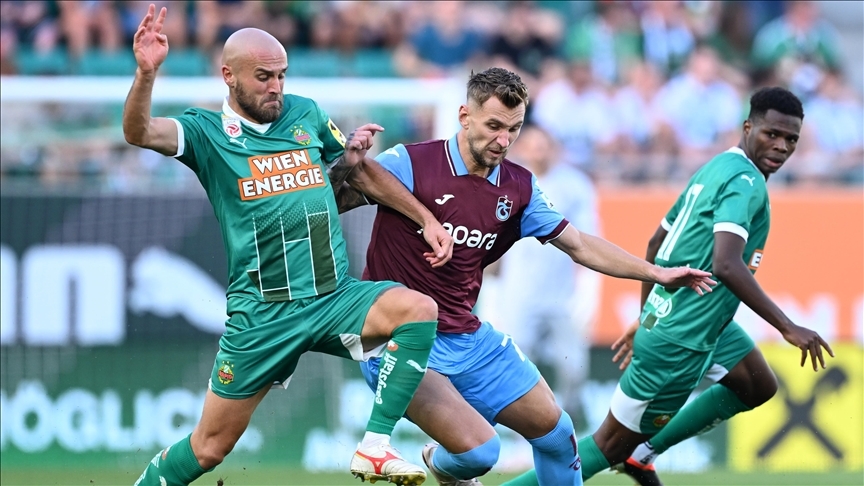  Trabzonspor, UEFA Konferans Ligi play-off'larında mücadele edecek