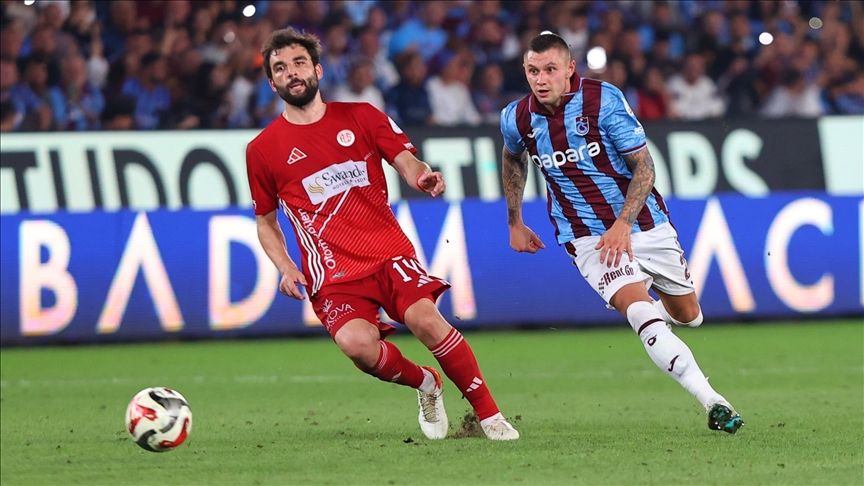 ANTALYASPOR TRABZONSPOR’U AĞIRLIYOR