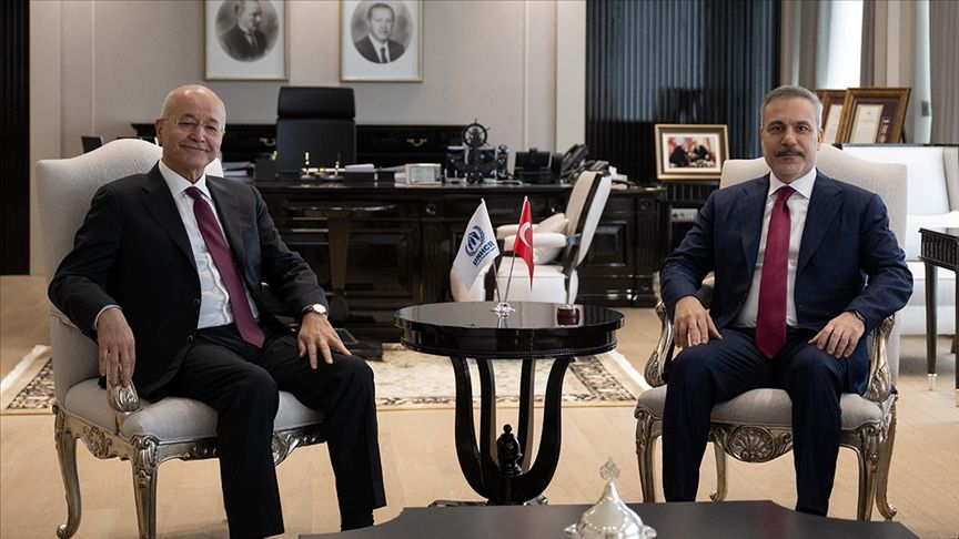 BAKAN FİDAN, BM MÜLTECİLER YÜKSEK KOMİSERİ İLE GÖRÜŞTÜ