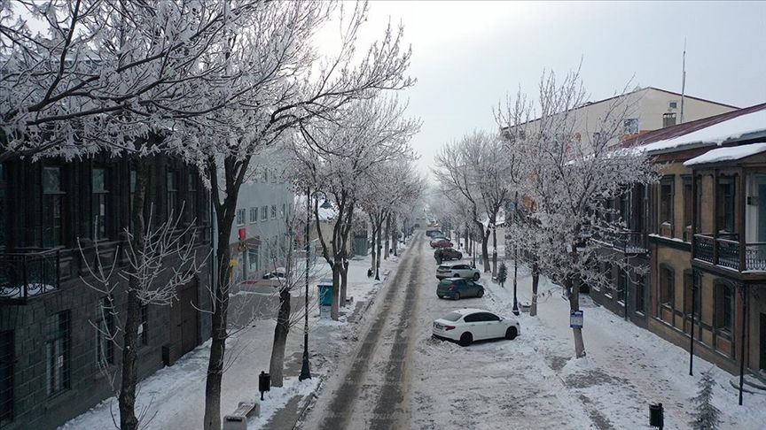 DOĞU’DA SOĞUK HAVA ETKİSİNİ SÜRDÜRÜYOR