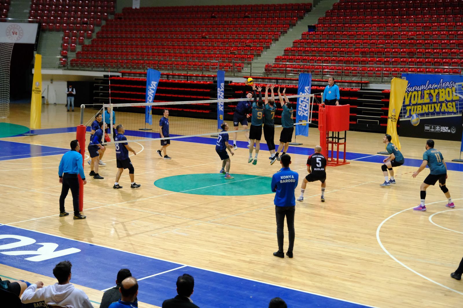 KURUMLAR ARASI VOLEYBOL TURNUVASI BAŞLIYOR