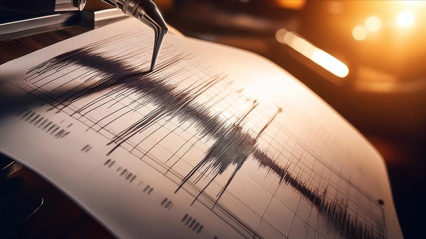 TRABZON’DA 3,8 BÜYÜKLÜĞÜNDE DEPREM