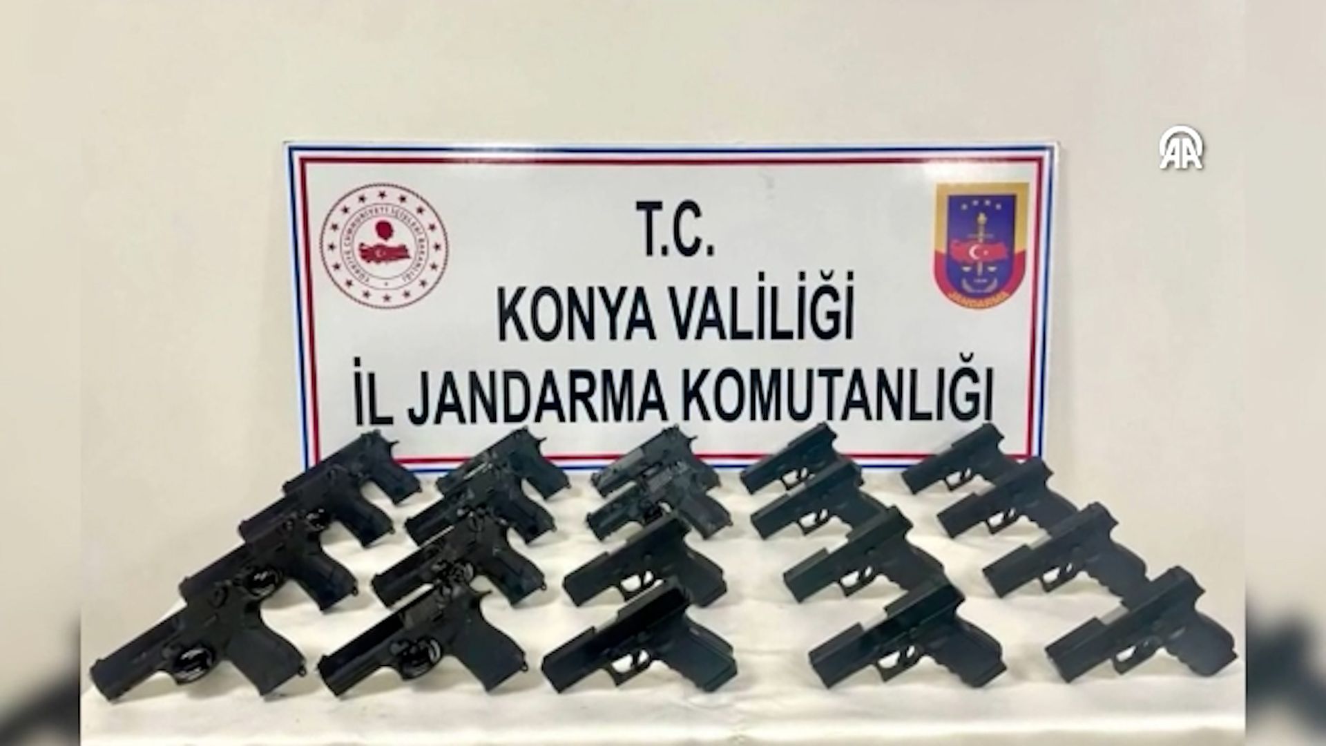 KONYA'DA SİLAH KAÇAKÇILIĞINA OPERASYON