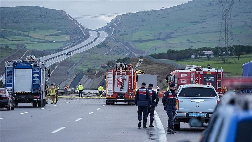 BALIKESİR’DE F-16 UÇAĞI DÜŞTÜ: PİLOT ŞEHİT OLDU