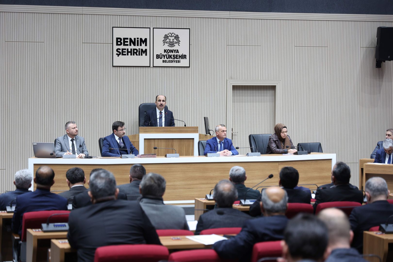 ADI CADDEYE VERİLECEK