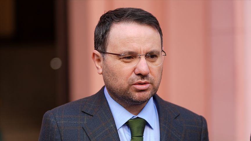 GÜRLEK’İN TAPU KAYITLARINI SORGULAYAN 3 MEMUR TUTUKLANDI