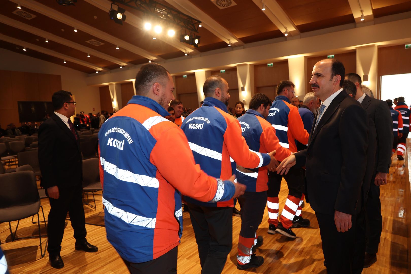 KONYA BÜYÜKŞEHİR BELEDİYE PERSONELİ BAYRAMLAŞTI