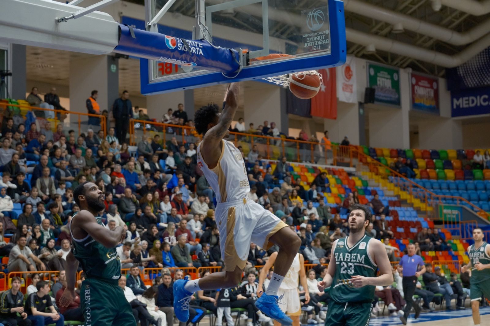 KONYA’DA GALİBİYET ŞOVU