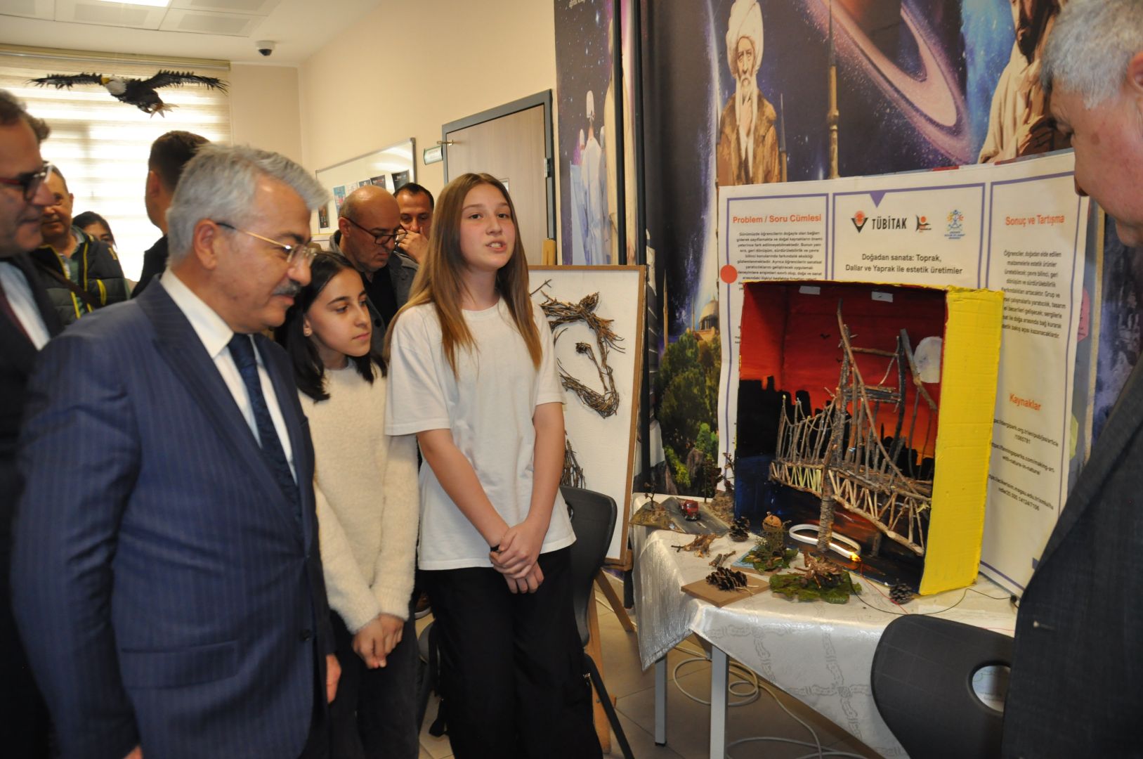 AKŞEHİR’DE ÖĞRENCİLERİN BİLİM PROJELERİ SERGİLENDİ