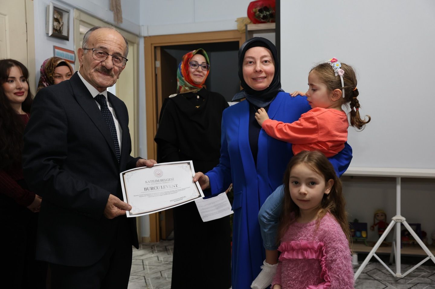 BEYŞEHİR’DE SERGİ VE KERMES İLGİ GÖRDÜ, 103 KADIN DOĞA YÜRÜYÜŞÜNE KATILDI