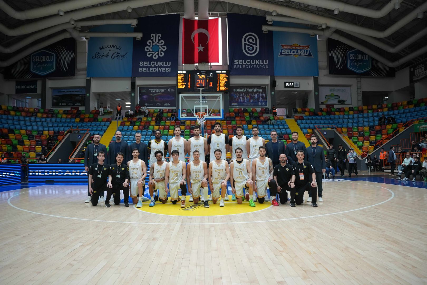 KONYA BÜYÜKŞEHİR BELEDİYESPOR PLAY-OFF’TA