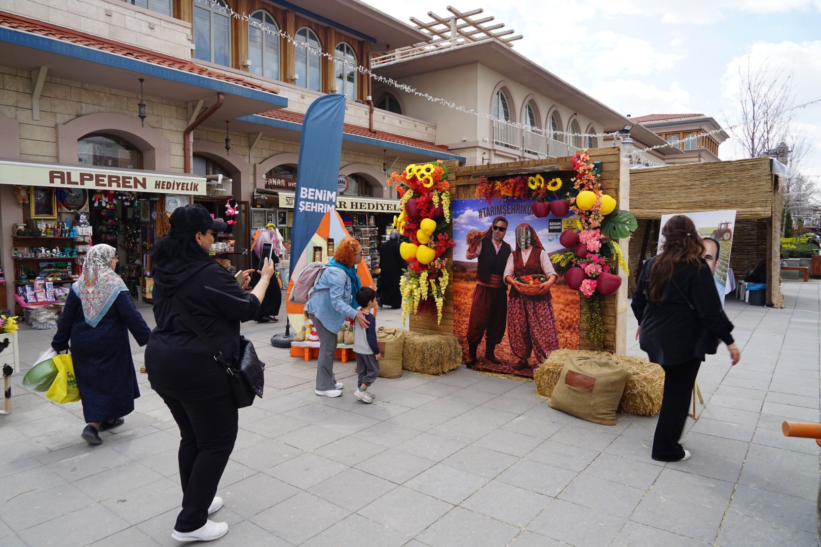 KONYA TARIM HAFTASI 6 FOTOĞRAF STANDIYLA RENKLENDİ