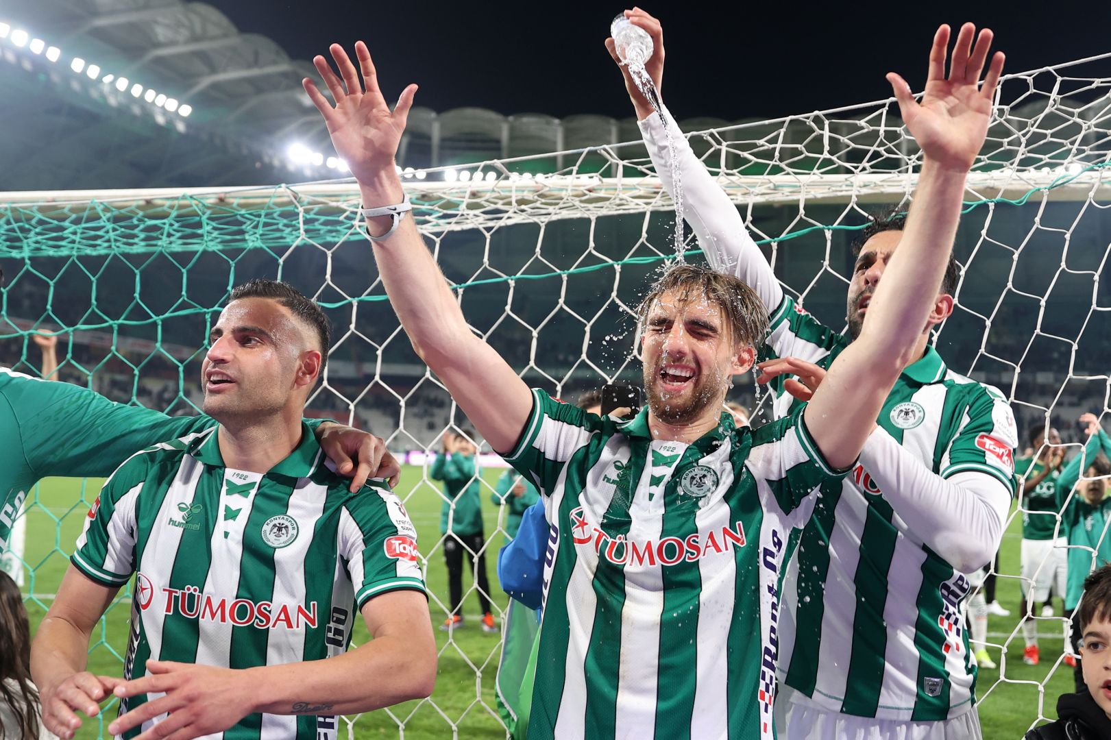 KONYASPOR TRABZONSPOR’U MAĞLUP ETTİ: 2-1
