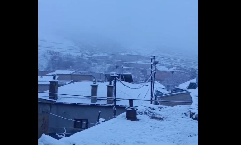 NİSANDA YAĞMUR DEĞİL KAR YAĞDI