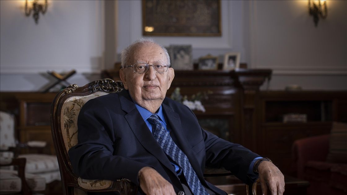 YASSIADA'NIN AVUKATI HÜSAMETTİN CİNDORUK HAYATINI KAYBETTİ