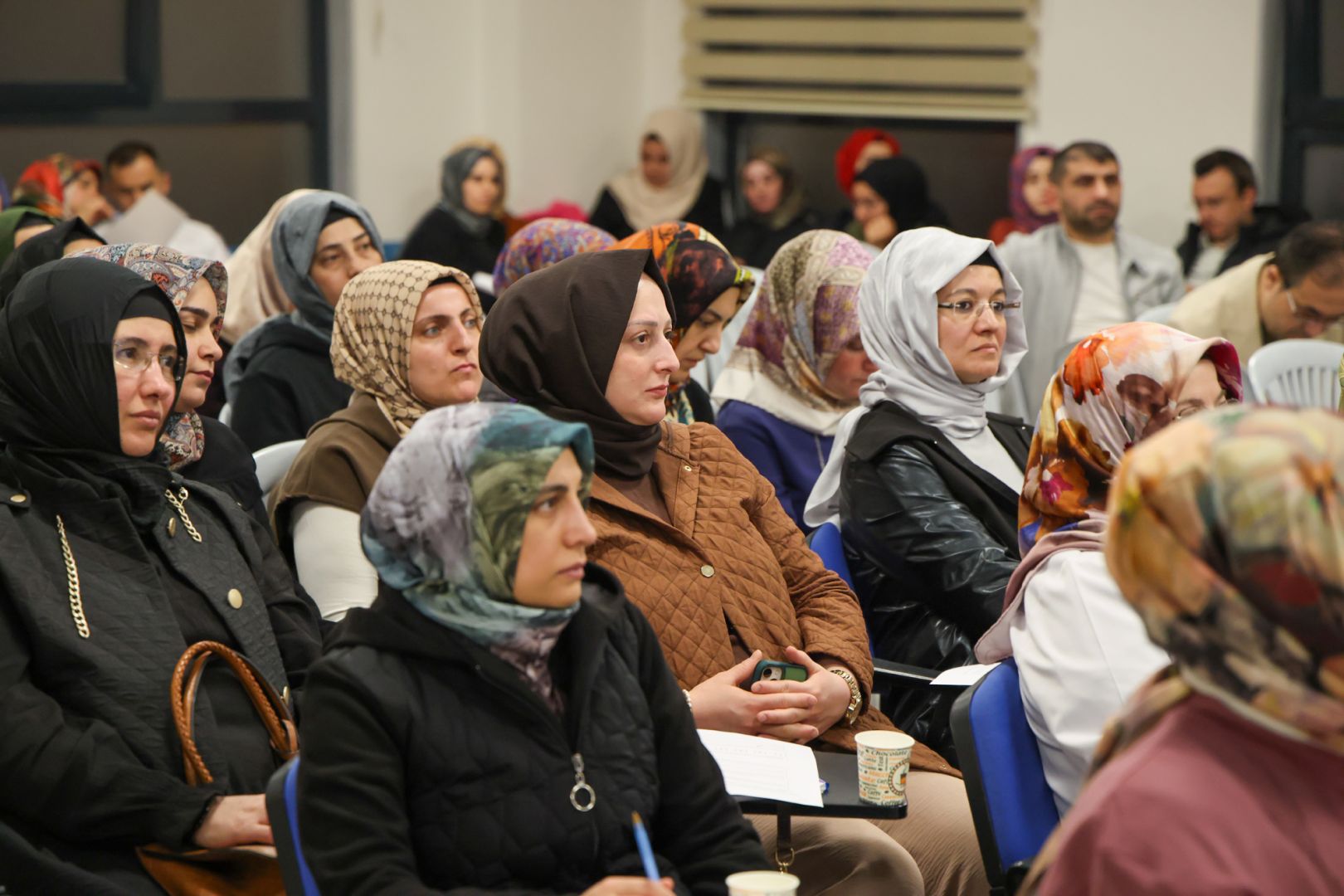 DEHB’DE AİLELERİN ROLÜ ANLATILDI
