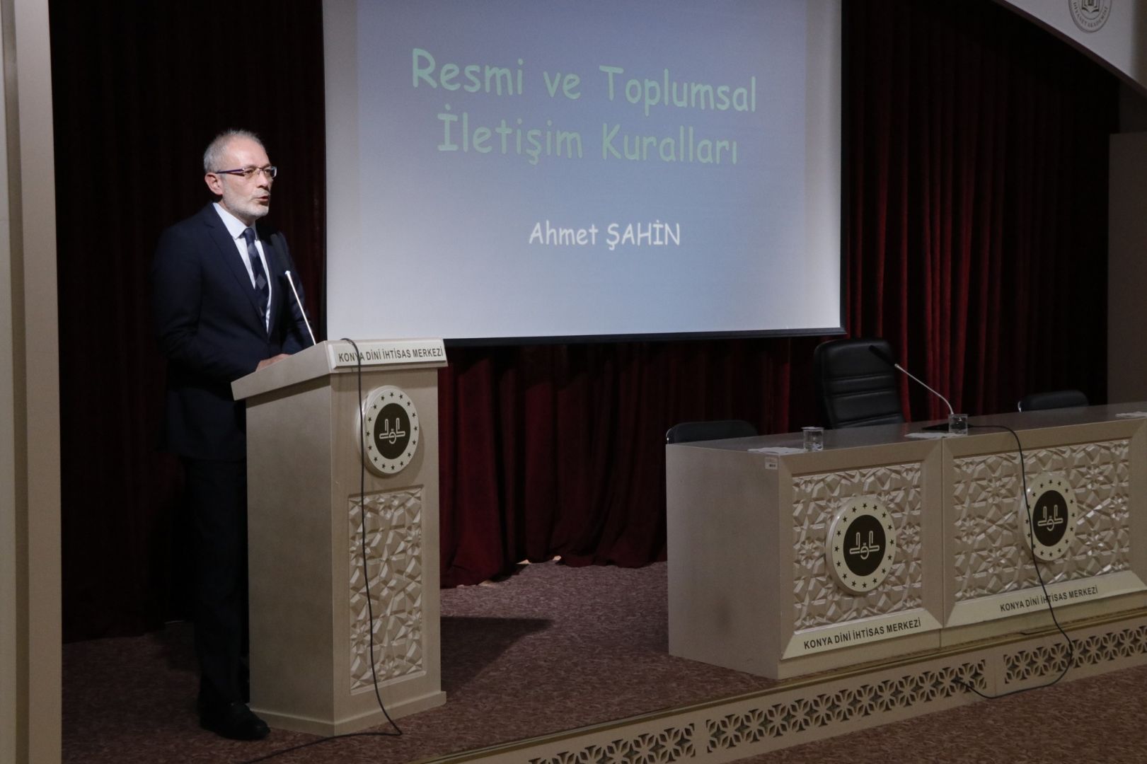 KONYA İL MÜFTÜLÜĞÜNDEN “SOSYAL HAYATTA ADAB-I MUAŞERET” SEMİNERİ