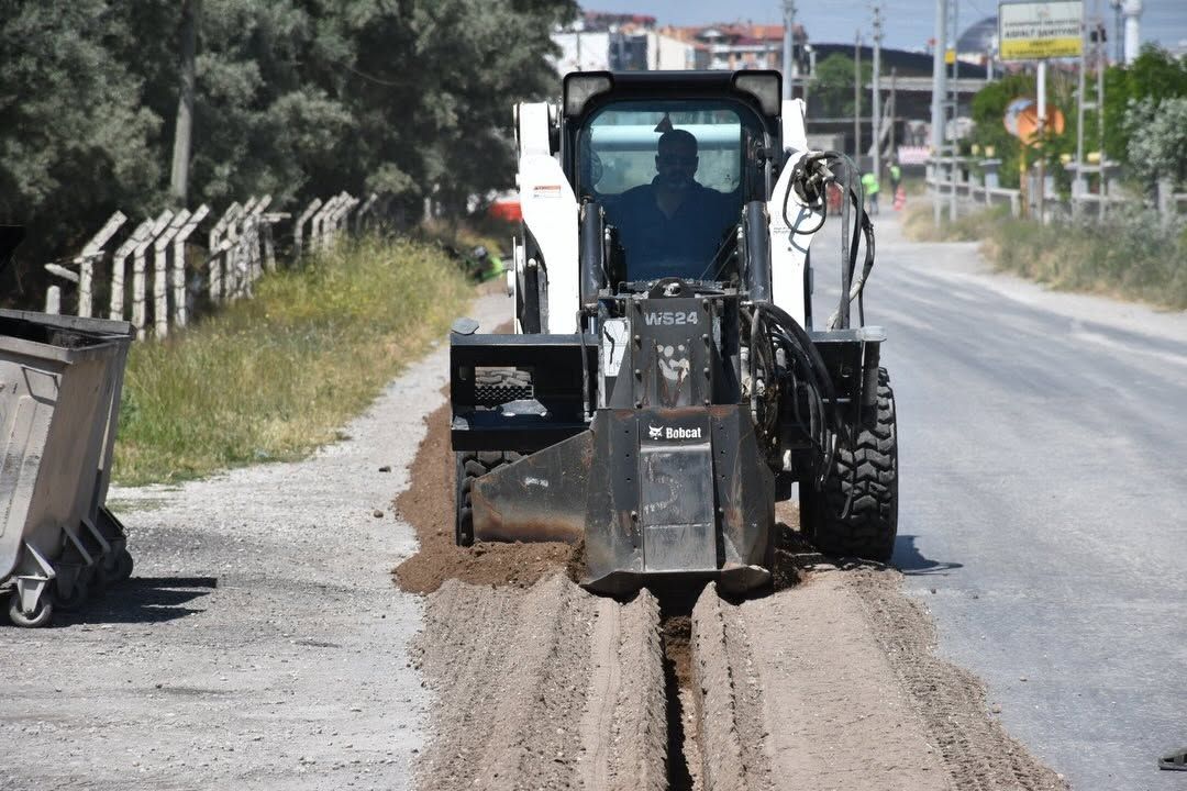 KARAPINAR’DA FİBER ALTYAPI İNŞASI BAŞLADI