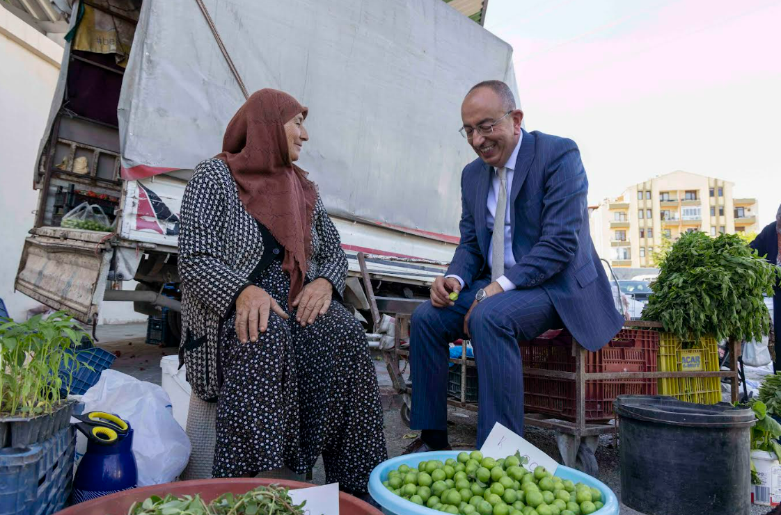 MERAM’DA BAŞKAN KAVUŞ VATANDAŞLA BULUŞTU 